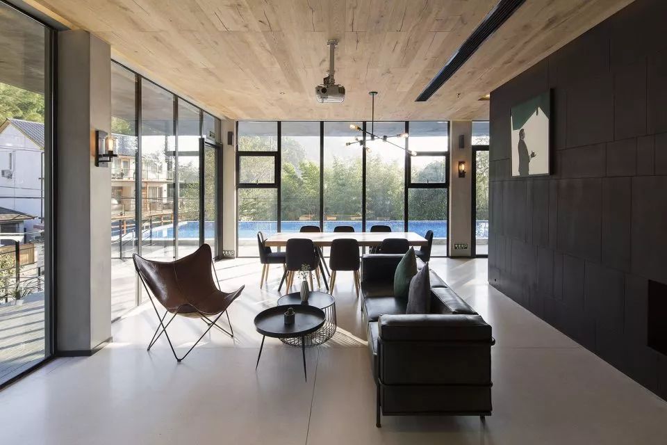 3個(gè)水泥灰時(shí)尚民宿：一種最本質(zhì)的美感