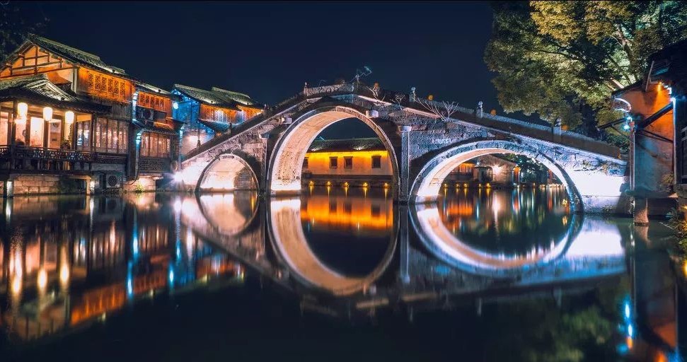 古鎮(zhèn)情懷：30個古鎮(zhèn)愿有人與你一起踏足！