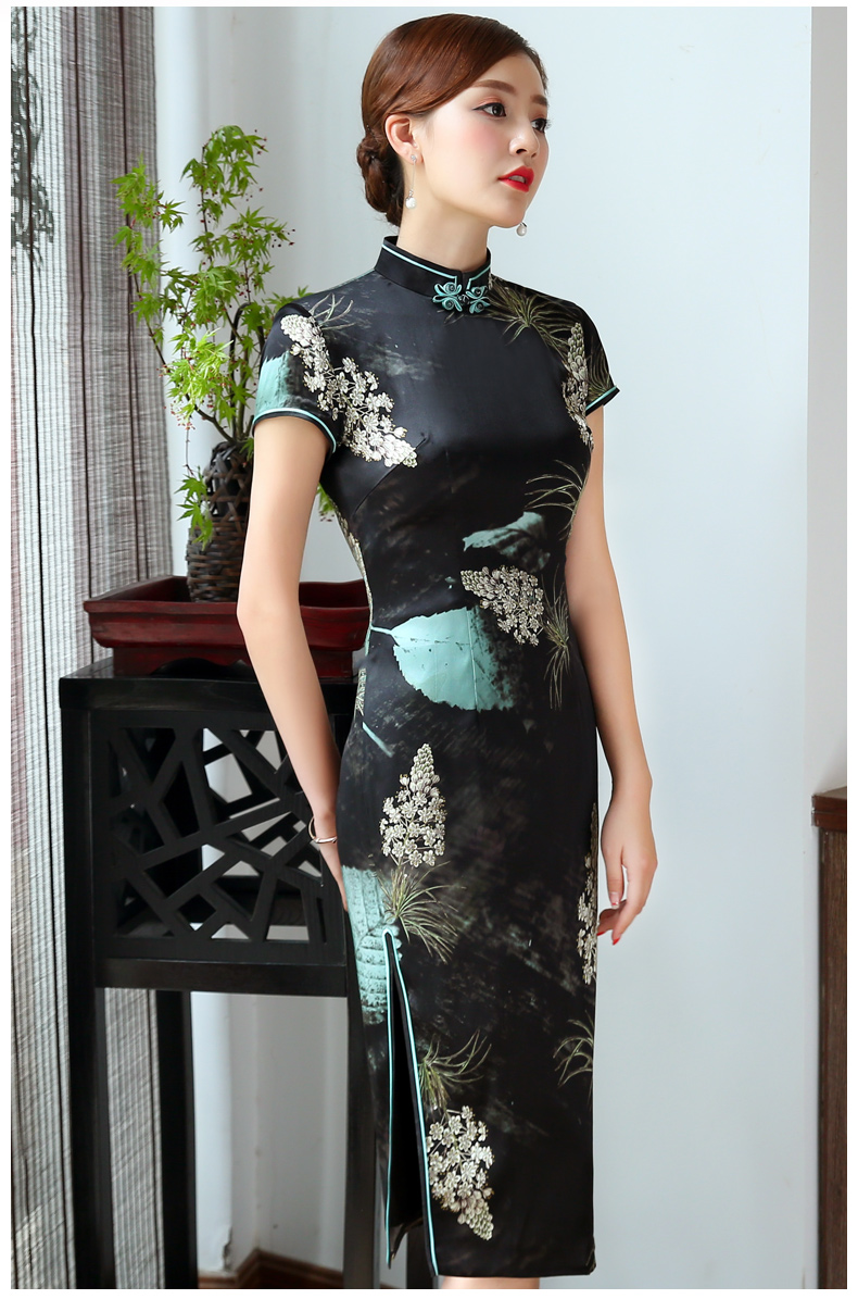 高貴冷艷的墨彩旗袍，奪人心魂的美!