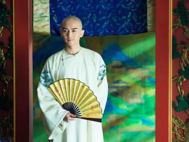 一把扇子風(fēng)情萬種：搖出最美的匠心啟航閱讀！