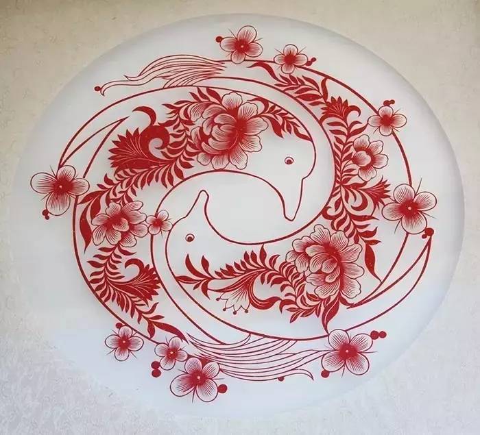 剪紙藝術(shù)作品：一次鏤空一根線條的信仰！