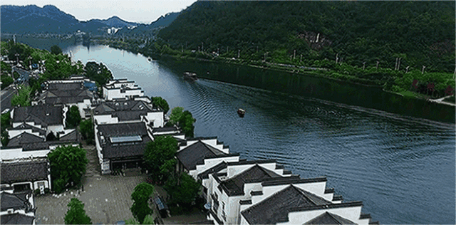 黃山·月棲溪，像老建筑經(jīng)時(shí)光沉淀越來有味道