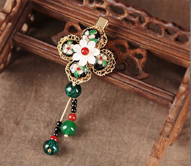 翠華春發(fā)夾，華麗典雅頭飾