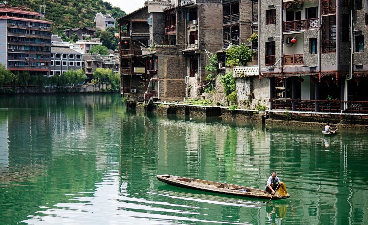 古鎮(zhèn)游玩，有一種說走就走的旅行