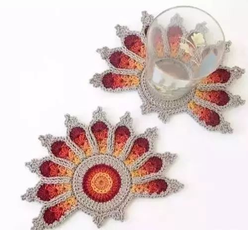 孔雀羽毛編織作品，驚艷眾人！