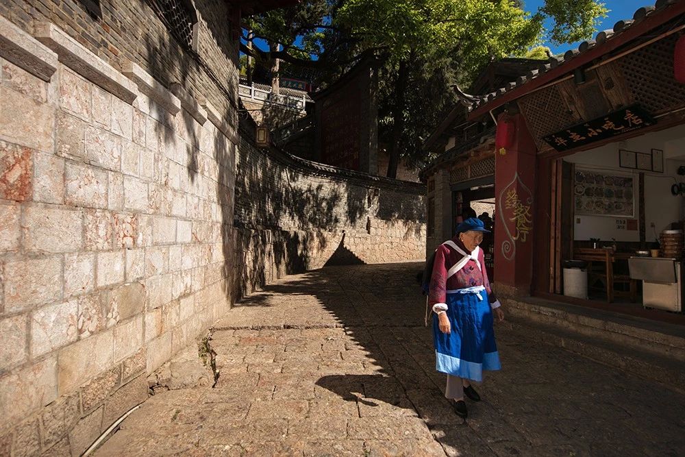 麗江·白馬里，千年古城化作最美背景
