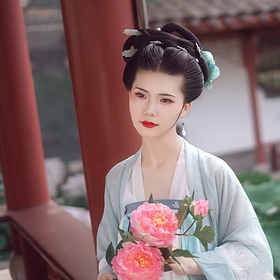 牡丹花女生頭像，唯美古風(fēng)真人頭像