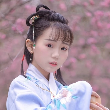 可愛漢服女生頭像，唯美古風真人頭像