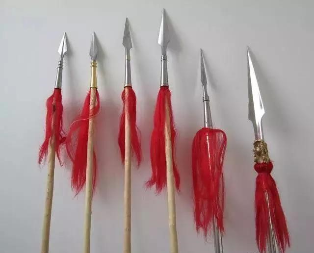 為何古人要在槍上裝個(gè)紅纓？了解紅纓槍兵器