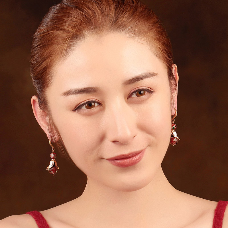 香艷欲滴的古風(fēng)耳環(huán)，煥發(fā)東方嬌雅風(fēng)情