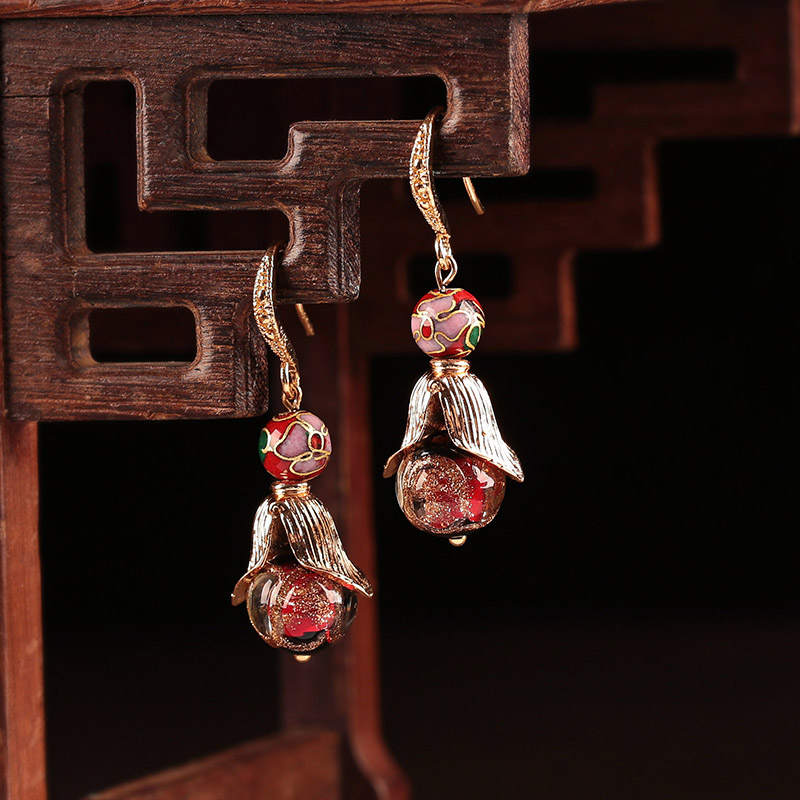 香艷欲滴的古風(fēng)耳環(huán)，煥發(fā)東方嬌雅風(fēng)情