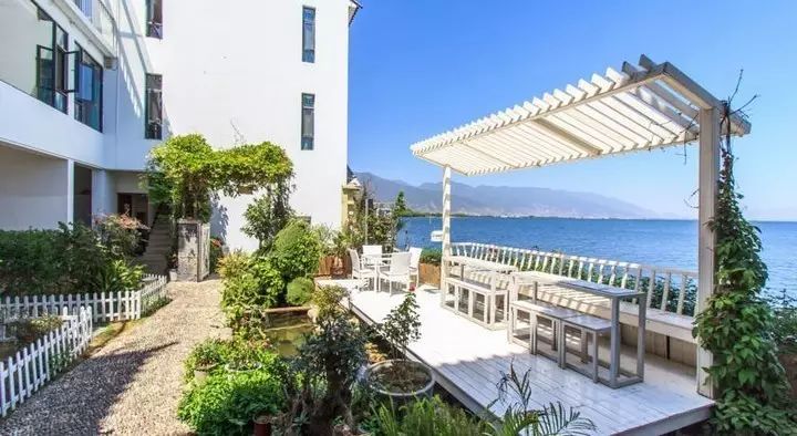 大理洱海湖畔的6家最美民宿：面朝大海春暖花開(kāi)