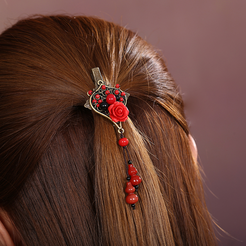 紅色雕漆復(fù)古頭飾，玫瑰花朵發(fā)夾