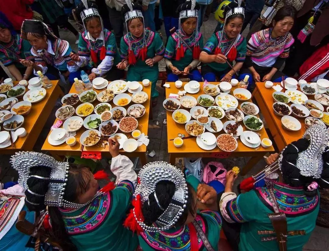 麗江·我們宿約，融入當?shù)氐奈幕罡腥久總€人