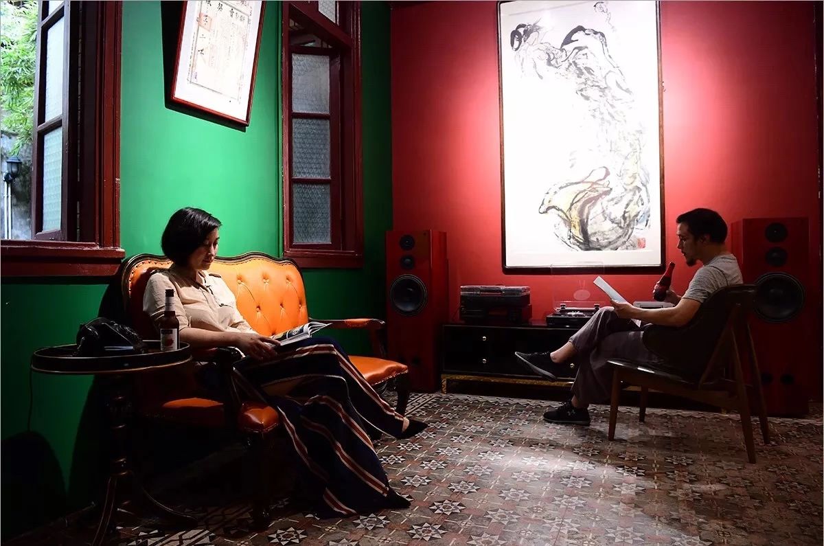 覺園1984，創(chuàng)造一個時空錯亂的夢境