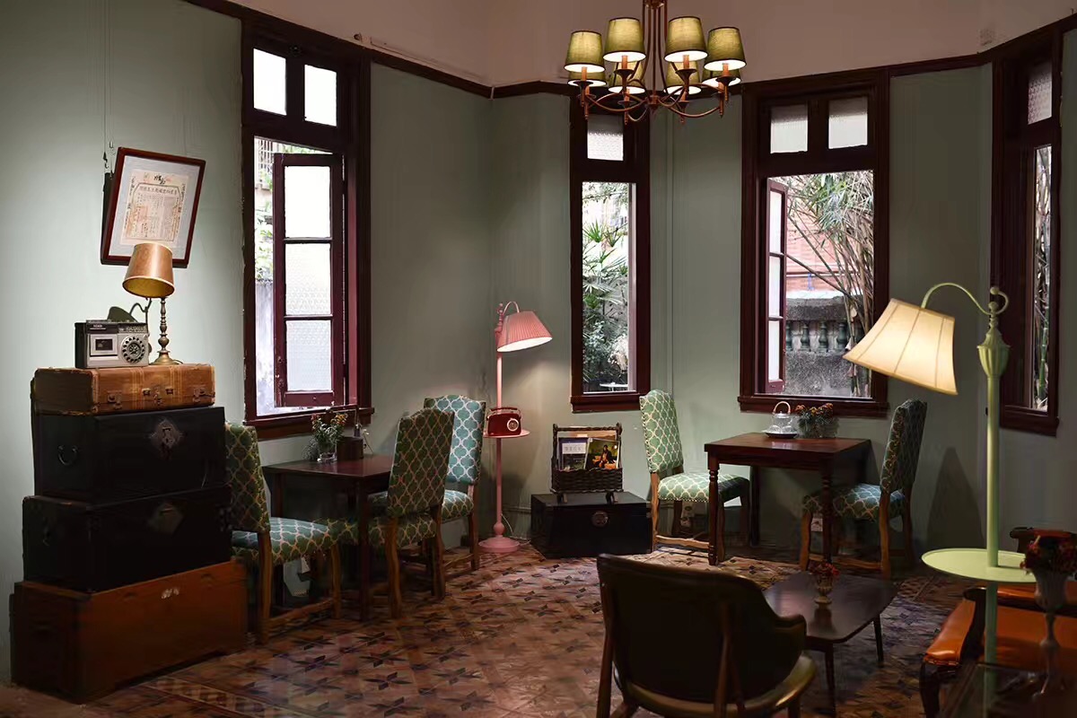 覺園1984，創(chuàng)造一個時空錯亂的夢境