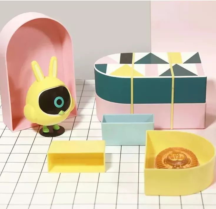 中秋月餅包裝設(shè)計(jì)，創(chuàng)意滿滿的包裝設(shè)計(jì)