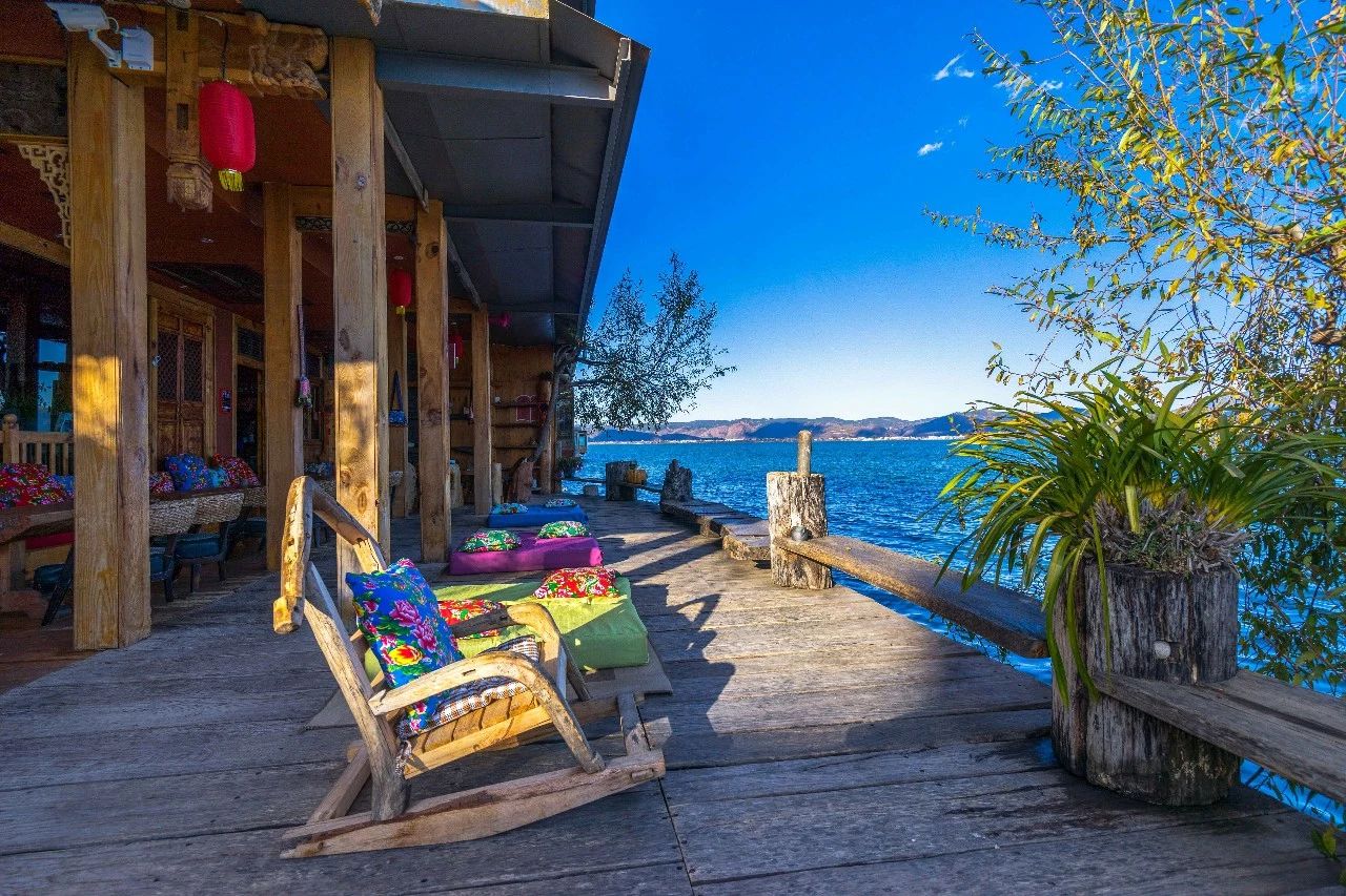 避暑游玩攻略：給這個(gè)炎熱夏日一抹清涼的景色