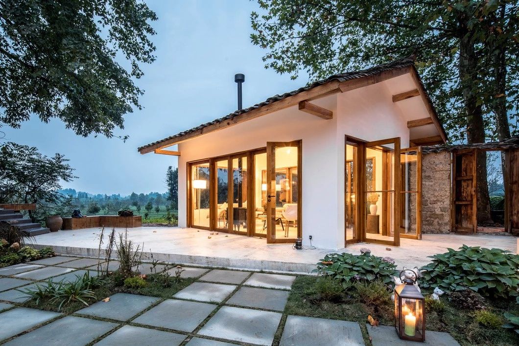 一所茶園里的民宿，過著鄉(xiāng)下悠閑愜意的日子