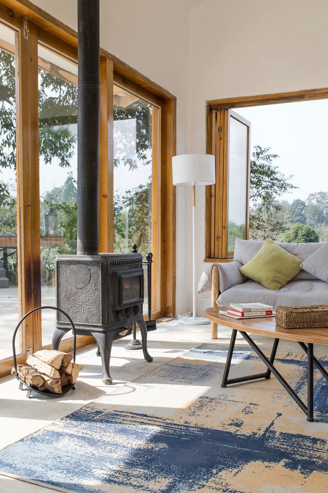 一所茶園里的民宿，過著鄉(xiāng)下悠閑愜意的日子