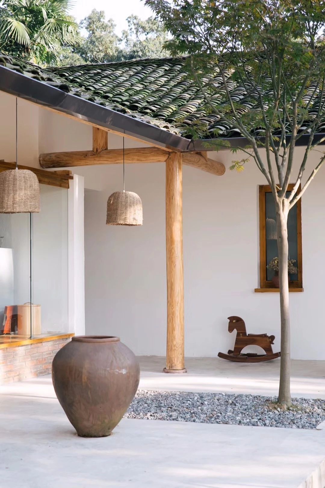 一所茶園里的民宿，過著鄉(xiāng)下悠閑愜意的日子