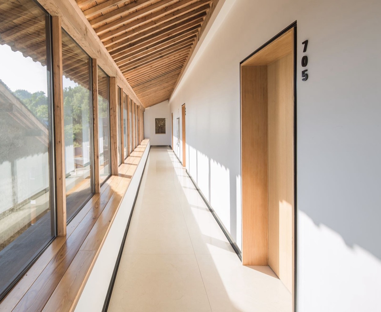 安吉·仁里息心廬，擁泉而居枕山而眠!