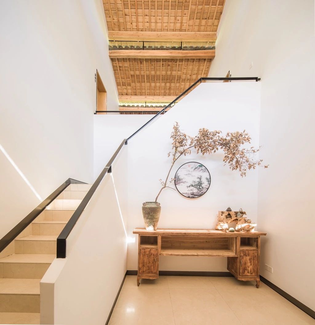 安吉·仁里息心廬，擁泉而居枕山而眠!