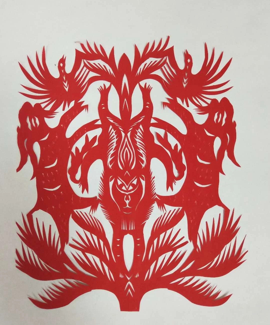 纖手巧剪妙生肖，韓春霞十二生肖剪紙作品