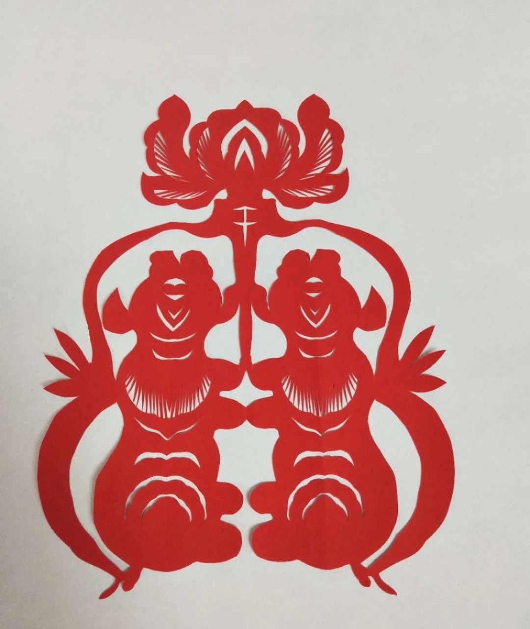 纖手巧剪妙生肖，韓春霞十二生肖剪紙作品