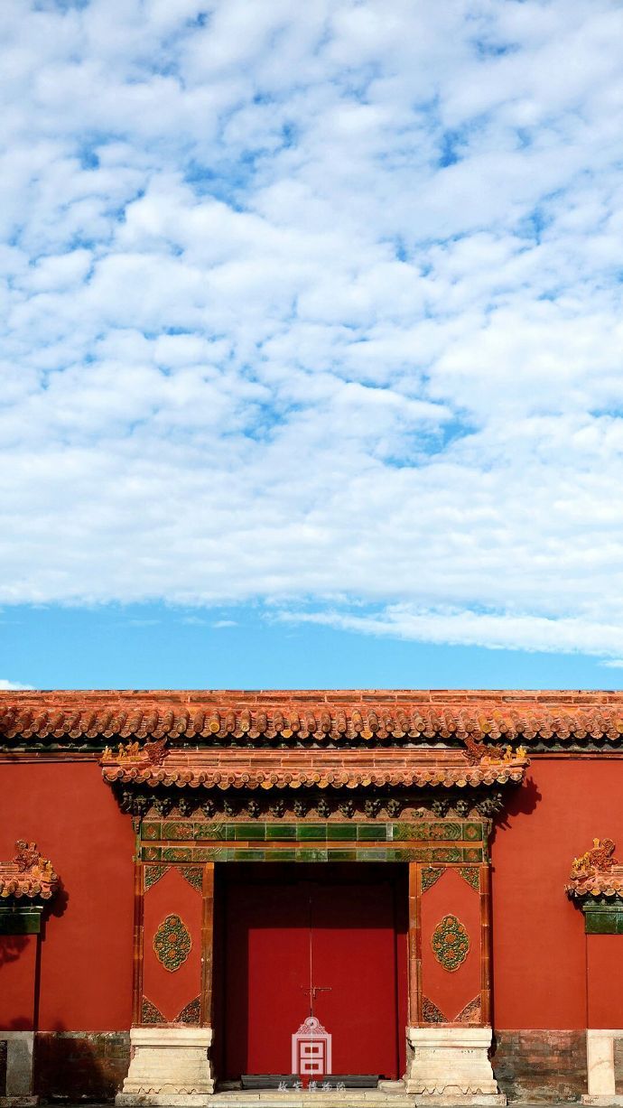 超美故宮古建筑圖片，紫禁之巔白云無(wú)盡