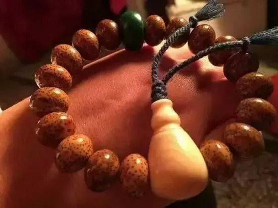 如何盤出包漿星月菩提？驚艷菩提包漿的全過程