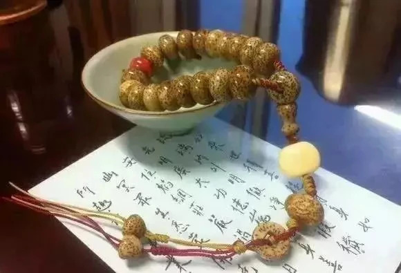 如何盤出包漿星月菩提？驚艷菩提包漿的全過程