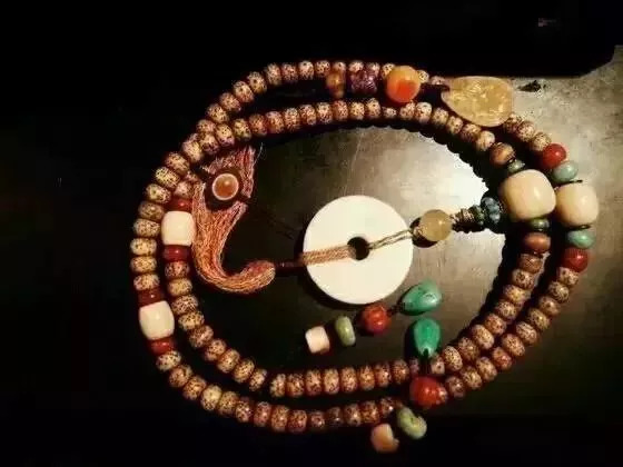 如何盤出包漿星月菩提？驚艷菩提包漿的全過程