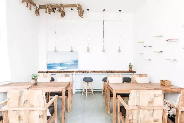 瀘沽湖新中式風(fēng)格民宿，等風(fēng)·半山