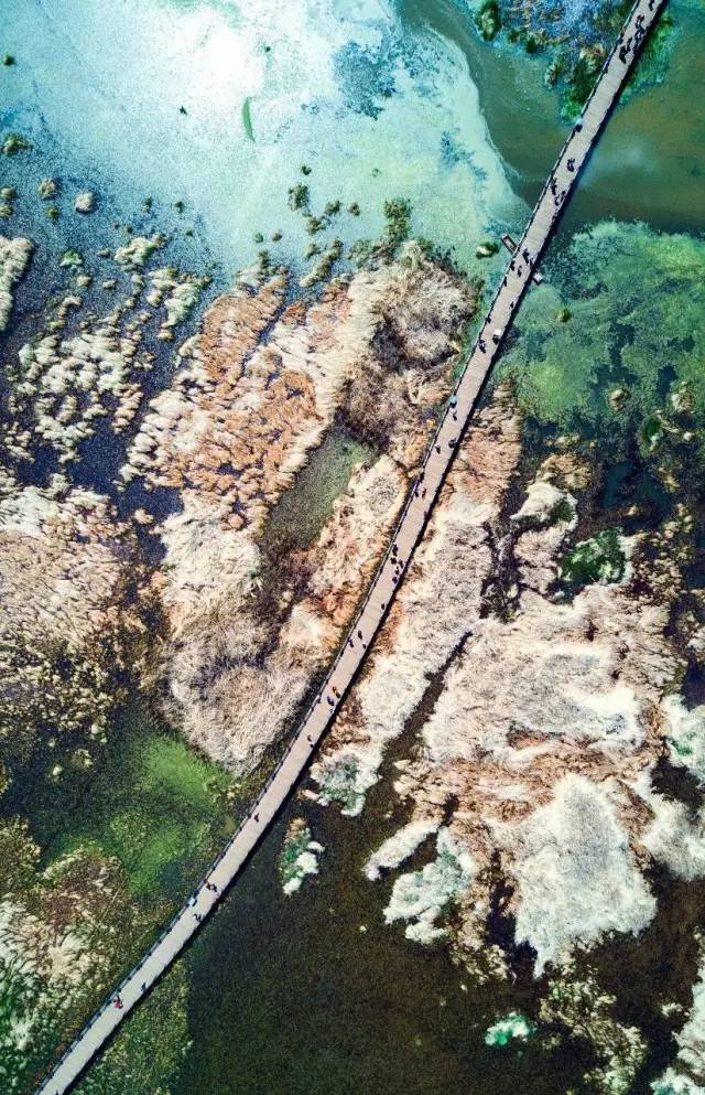 瀘沽湖新中式風(fēng)格民宿，等風(fēng)·半山