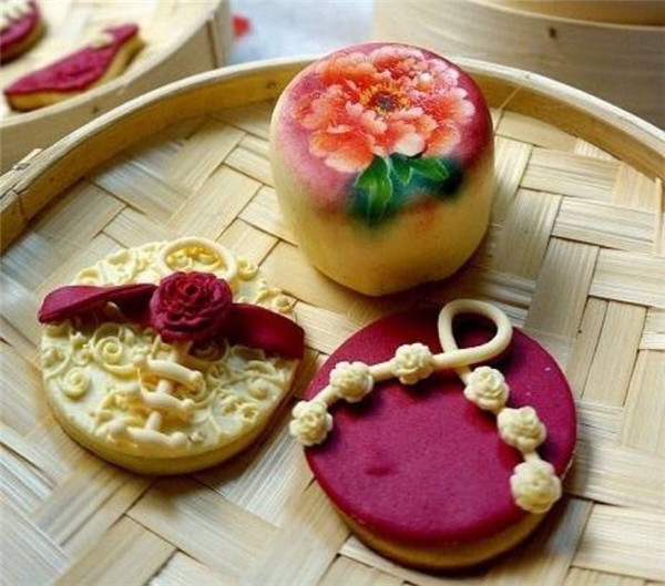 當(dāng)?shù)案庥錾辖承膯⒑介喿x