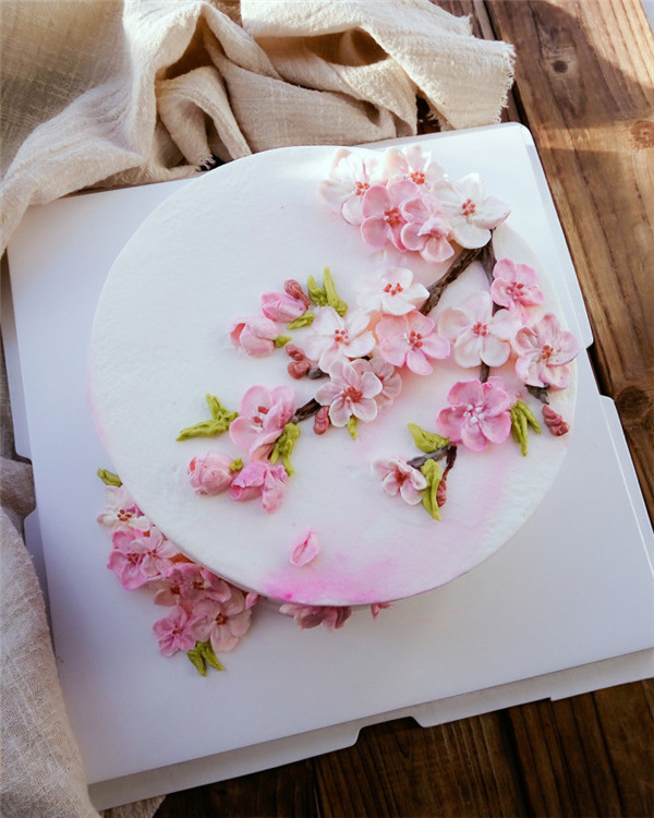 當(dāng)?shù)案庥錾辖承膯⒑介喿x