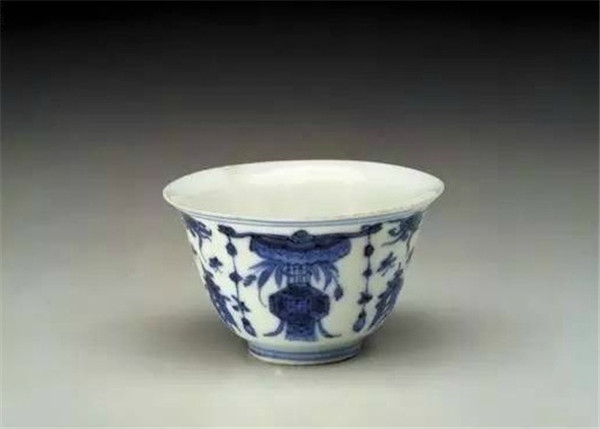 大明萬歷年間瓷器