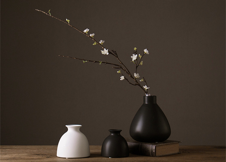 極簡藝術(shù)中式插花