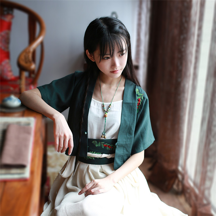 匠心啟航閱讀繡花日常漢元素對(duì)襟短款上襦