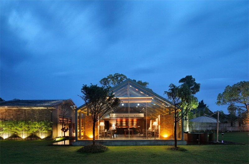 中式傳統(tǒng)風格設計榮莊會所