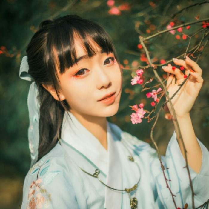 淡雅古裝女子頭像，清幽古風(fēng)頭像真人