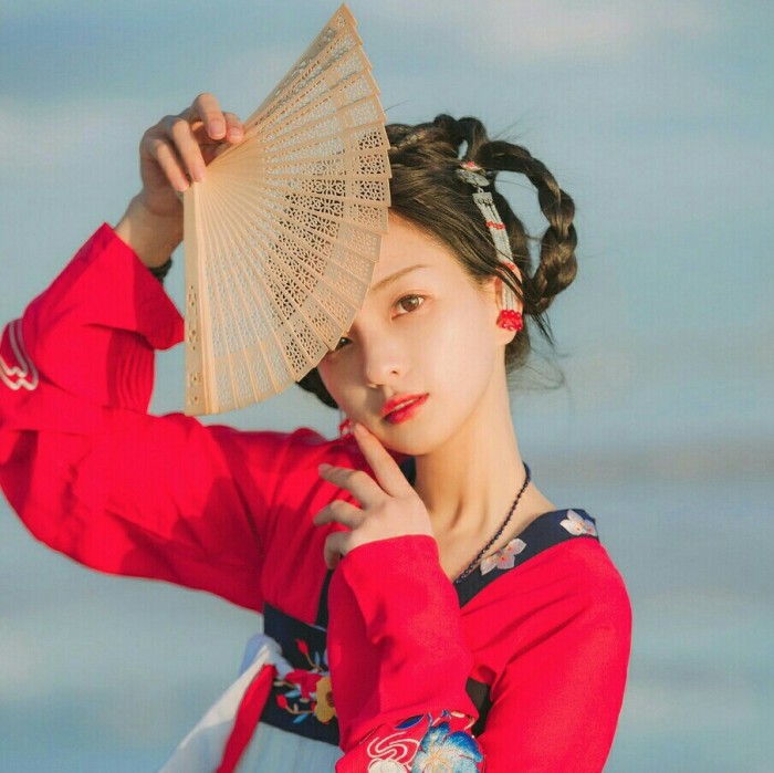 淡雅古裝女子頭像，清幽古風(fēng)頭像真人