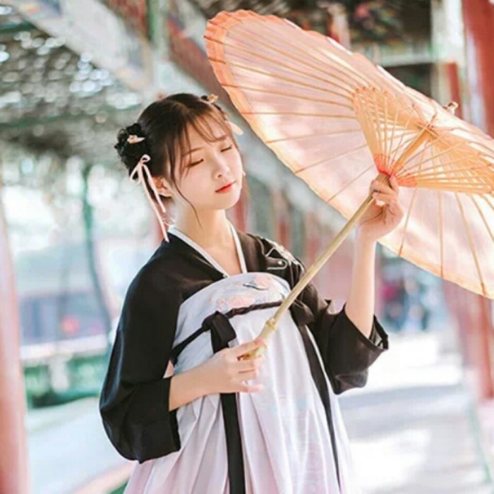 俏麗女子真人古風頭像，婉風流轉(zhuǎn)女生頭像