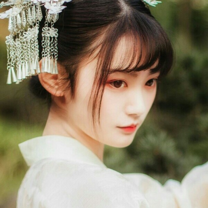 風(fēng)華灼灼古風(fēng)頭像，古裝真人女生頭像