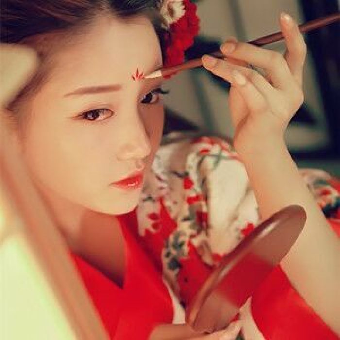 風(fēng)華灼灼古風(fēng)頭像，古裝真人女生頭像