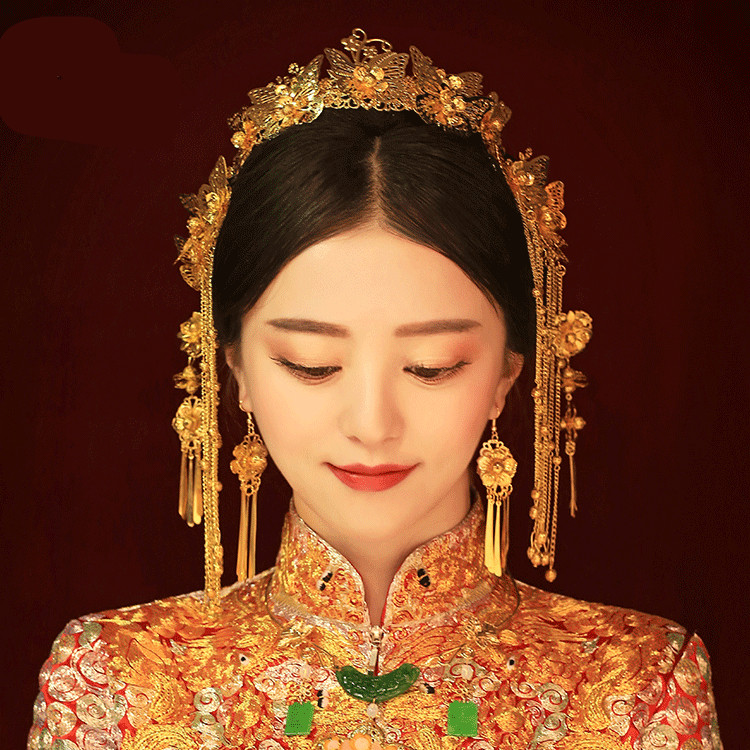 女子金色流蘇古風頭飾，鳳冠配飾品