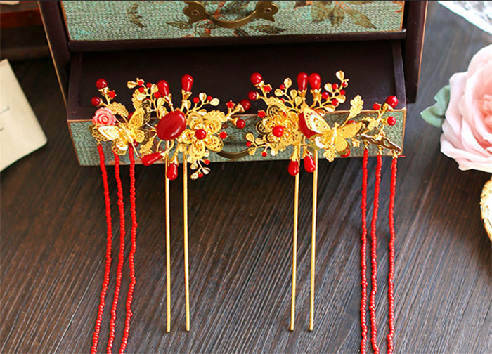 金底紅古風(fēng)頭飾，復(fù)古貝殼花流蘇發(fā)簪