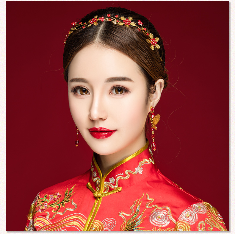 小巧中式敬酒禮服頭飾，金與紅水晶的搭配