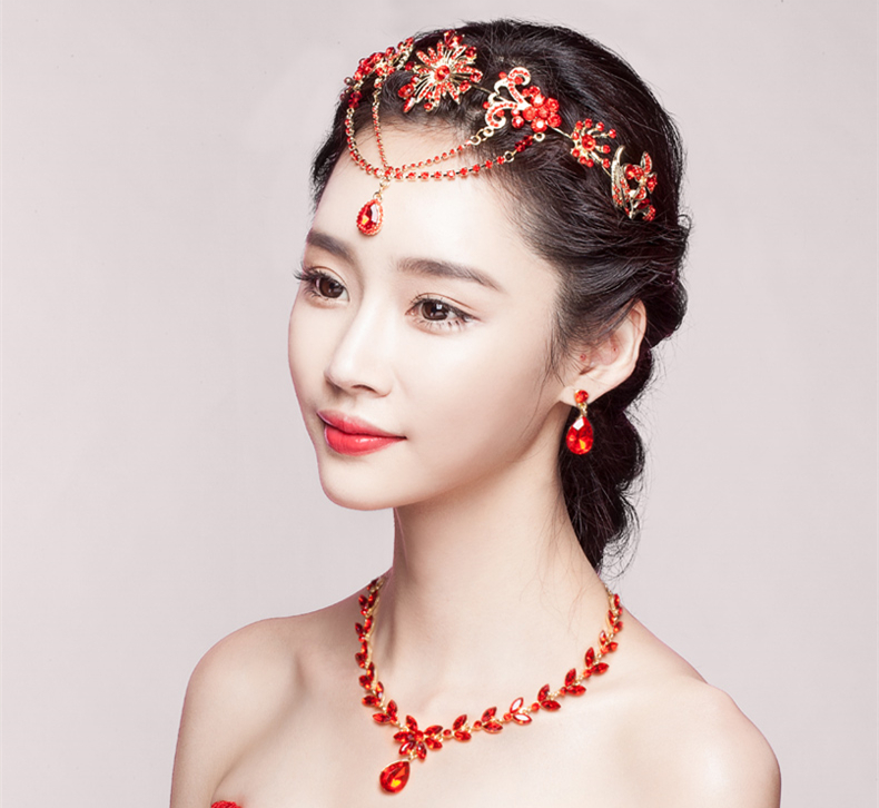 中式三件套裝敬酒服額飾，優(yōu)美盤發(fā)配飾發(fā)飾